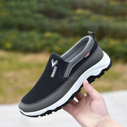 Men Casual Canvas Shoes Lightweight Summer Mesh Shoes Breathable Slip on Flats Men Fashion Walking Shoes Soft Loafers for Men