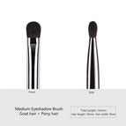 27Medium eyeshadow