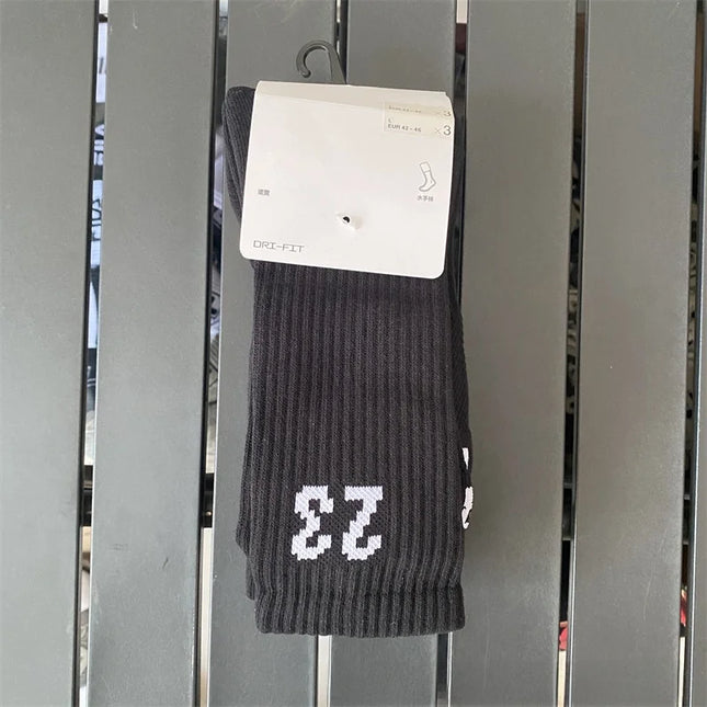 Thickened High-Tube Basketball Socks for Men And Women Towel Bottom Flyer AJ23 Sports Socks Black White Trendy Mid-Length