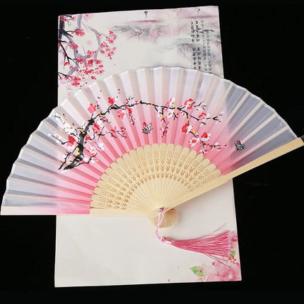 1 pcs Exiquisite Cat Patterns Summer Gift Cartoon Bamboo Wooden Folding Fan Fan Crafts Silk Fan Home Decoration