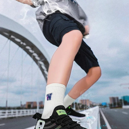 Sneakers Women Breathable Fashion Running Shoes Comfortable Casual Shoes Unisex Men Tenis Masculino Lightweiht Sports Shoes