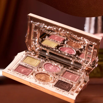 Flower Knows SWEETIE BEAR Highly Pigmented Eye Makeup Palette Eye Shadows Long Lasting Matte Shimmer Finish Cosmetics Gift Kit