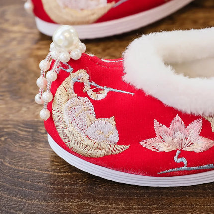 Chasing Moon Hot Sale Of The Season New Style Ming Dynasty Hanfu Shoes National Style Upturned Head Cotton Shoes Ancient Wedding