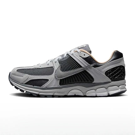 Nike Zoom Vomero 5 Round Toe Comfort  Durability Low-Top Casual Training & Urban Commuting Running Shoes Men's Silver FJ4151-003