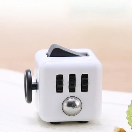 Creative Solid Color Fidget Dice handheld cube Release Stress Autism Anxiety Adult Kids Relief Anti-Stress finger children toys