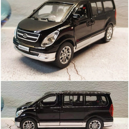 1:32 Hyundai H-1 Grand Starex MPV Alloy Car Model Diecast Metal Toy Car Model High Simulation Sound and Light Childrens Toy Gift