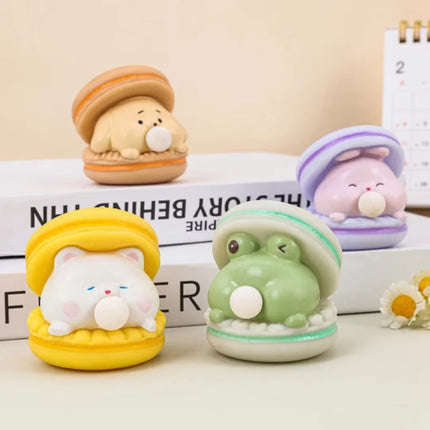 Cute Animal Frog Spitting Bubble Burger Stress Relief Pinch Children's Toys Office Funny Vent Toys Desktop Decorative Ornaments