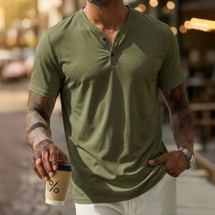 Men's solid color V-neck Henley short-sleeved T-shirt, casual button-down placket, everyday commuting base layer.