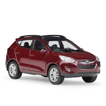 Welly 1/36 Hyundai ELANTRA Alloy Car Model Diecasts & Toy Vehicles Metal Toy Car Model High Simulation Collection Childrens Gift