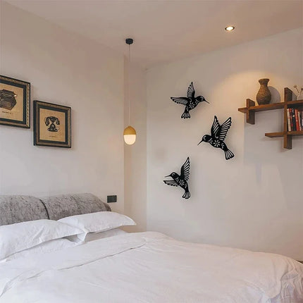 3Pcs/Set Black Metal Hummingbird Wall Decor Hollow Out Iron Art Bird Sculpture Ornament Waterproof Hanging Figurines