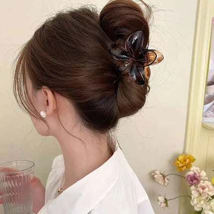 Korean Hawaiian Gradient Flower Hair Claw Clip For Women Girl Fashion Plastic Non Slip Hold Hairpin Barrette Hair Accessories