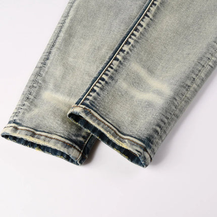 Fashionable new light blue men's jeans with pleats, washed with water, nostalgic perforation patch, men's jeans, high street des