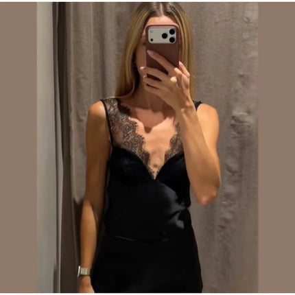 Sexy Black Lace Patchwork Satin Vest Women Elegant Sleeveless See Through V-neck Loose Vests 2025 Lady Vacation Party Chic Wear