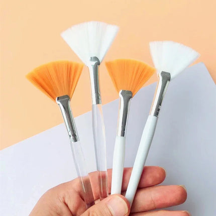 10/20/50pcs Durable Soft Fan Brush for Facials Makeup Applicator, Oil Control Facial Brush Cream Blending Salon Makeup Tools Kit