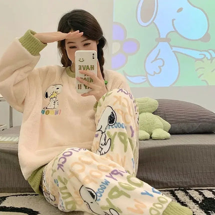 Hello Kitty cartoon anime character Snoopy pajamas flannel kawaii Kuromi plus velvet thickened cute home clothes set wholesale