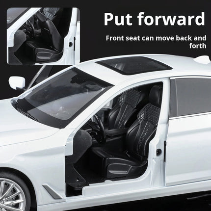 Officially authorized BMW 530 24 Scale Diecast car Model Toy with Sound &Light Pull Back Boys Gift collectible ornaments