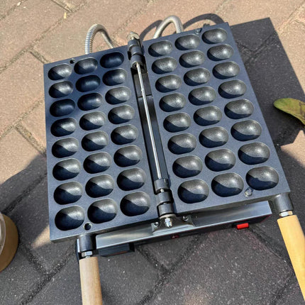Commercial Electric Non Stick Jujube Bean Small Round Ball Egg Bubble Waffle Cake Machine Skewer Waffle Maker Snack Equipment