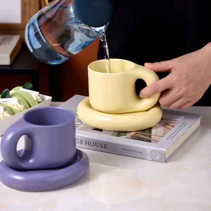 Creative Nordic minimalist ceramic coffee cup and plate set, niche high-end business ceramic mugs, drinking cups