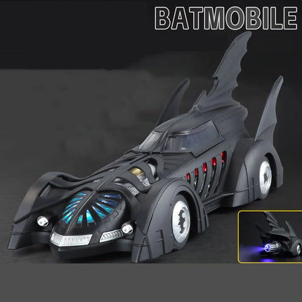 1/18 Classic Movie Car 2008 Batmobile Alloy Concept Bat Sports Car Model Diecast Metal Toy Race Car Model Sound Light Kids Gifts
