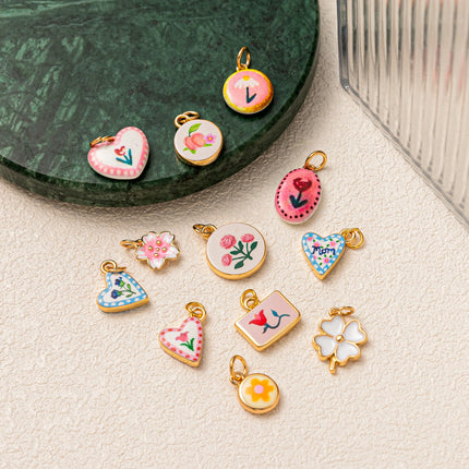Small Cute Simple Versatile Flower Series Love Flower Clover Small Yellow Flower DIY Pendant charms for jewelry