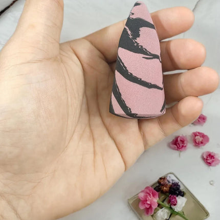 Dual-Color Mixed Cone-Cut Beauty Blender Wet And Dry Use Water Swells Irregular Shape Makeup Sponge Ultra Soft for All Skin T...