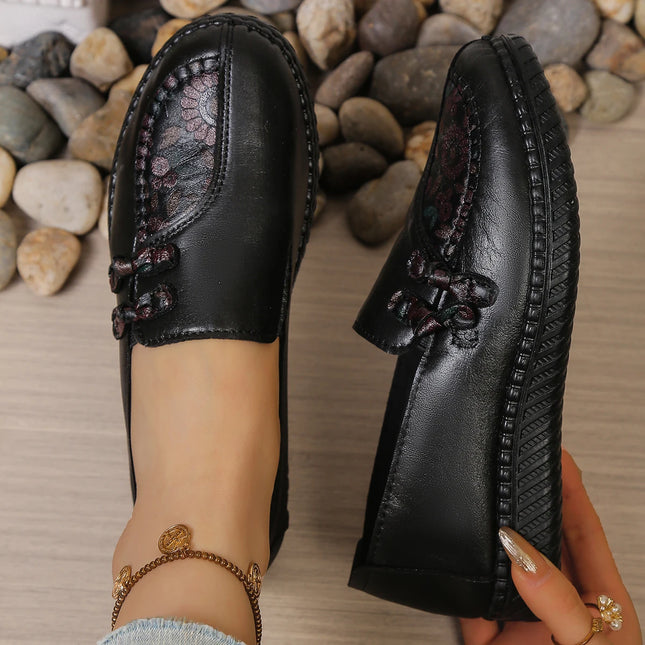 Vintage wine red, versatile, soft-soled, slip-on work shoes for commuting