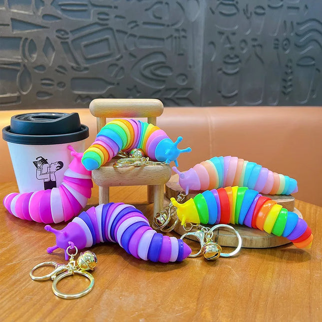 Cute Fidget Slug Keychain Toys 3D Articulated Stretch Caterpillar Sensory Stress Relief Flexible Keyring Bag Phone Pendent Charm