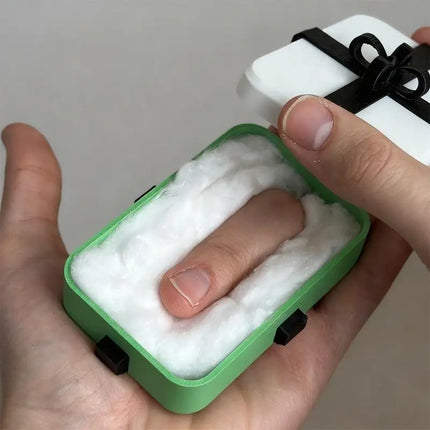 （Summer4）1 Pc Novel Prank Box Toy Prank Gift Box Finger Surprise Fun And Playful Family Gift For Birthday Parties