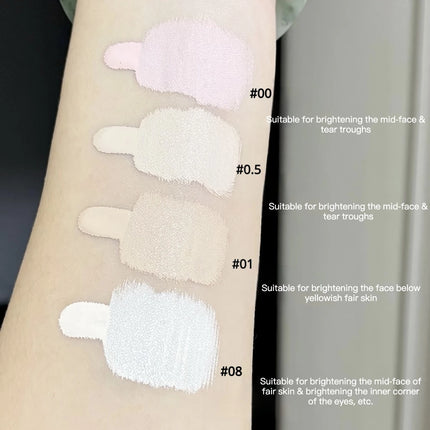 Girlscrush Liquid Concealer Facial Brightening Velvet Sunscreen Mark Expand Moisture Skin Application Holding Makeup