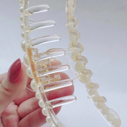 Simulated Pearl Hair Claws for Women Korean Acrylic Hair Clips Girls Large Size Barrette Shark Clip Fashion Hair Accessories