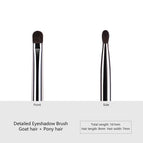 28Detail eyeshadow