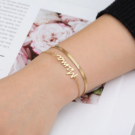 Skyrim Stainless Steel Gold Color Mama Letter Beads Charm Bracelet Red Rope Bracelets Women Waterproof Jewelry Mother's Day Gift