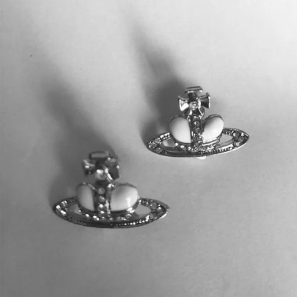Fashion Love Saturn Necklace For Women Retro Stud Earrings Jewelry Metal Planet Sweater Chain Pendant Necklace Gifts Accessories