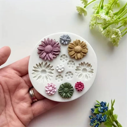 Mini Daisy Flower Silicone Mold DIY Decoration Cake Tools Chocolate 3D Mould Tools Wedding Birthday Decor Pastry Baking Mould