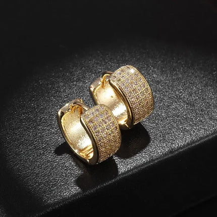 Hip Hop Ice Out Sparkling Round Inlaid Zircon Hypoallergenic Earrings for Men Women Fashion Cool Punk Rock Party Jewelry