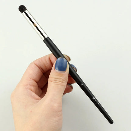 1pc Smudge Makeup Brushes Flat Eye Liner Make Up Brush Detail Precision Concealer Powder contour highlight artist cosmetic tools