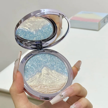 The best-selling Truth Rizhao Jinshan High Gloss Powder Three-color High Gloss Cream is a fine pearlescent facial contouring, br