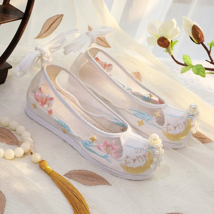 Chasing Moon Hot Sale Of The Season New Style Ming Dynasty Hanfu Shoes National Style Upturned Head Cotton Shoes Ancient Wedding