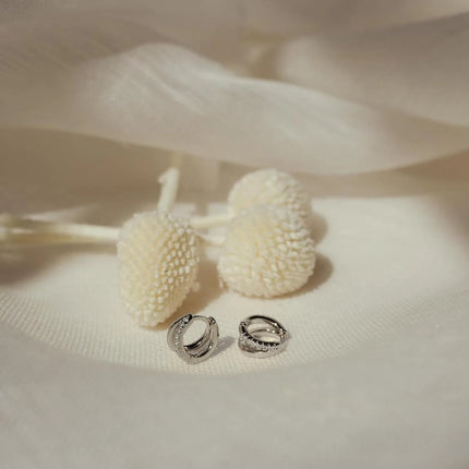 Gold Hoop Earrings for Women, 14K Gold Plated Diamond Huggie Hoop Earrings for Women Wedding Gift For Women Christmas Gift