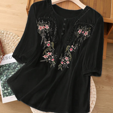 Large Size Women's Heavy Industry Embroidered Crew Neck Five-Sleeve Shirt