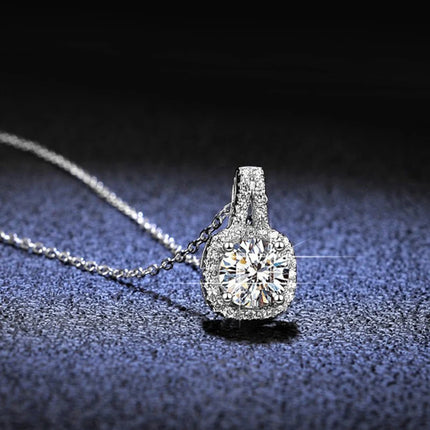 Sterling Silver 925 Moissanite Pendant Necklace For Women Trendy Design D Color VVS Pass Diamond Test Jewelry Gift GRA
