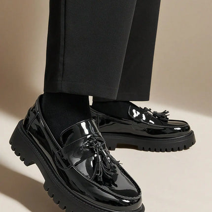 Fashion Tassel Thick Sole Leather Men's Shoes Loafers Slip-On Business Dress Shoes For Gentleman Glossy Formal Party White Shoes