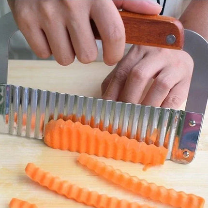 Stainless Steel Potato Chip Slicer Dough Vegetable Fruit Crinkle Wavy Slicer Knife Potato Cutter Chopper French Fry Maker Tools