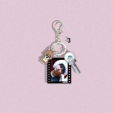 Cute Korean Men Boy Group Concert Character SUNGHO RIWOO JAEHYUN Pendant Bag Acrylic Backpack Hang Decoration Animal Keychain