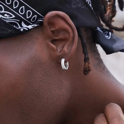 Hip Hop Ice Out Sparkling Round Inlaid Zircon Hypoallergenic Earrings for Men Women Fashion Cool Punk Rock Party Jewelry