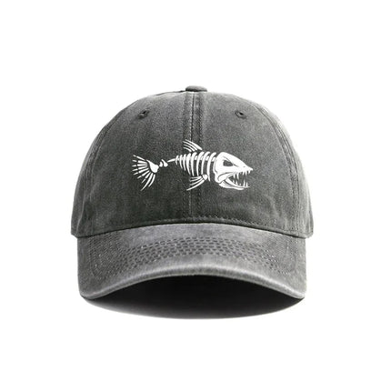 White fishbone printed baseball cap, vintage style, fashionable and versatile for both men and women