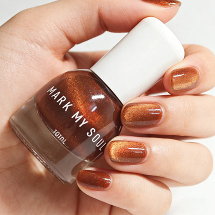 S165 CChestnut 10ml No-Bake Cat Eye Nail Polish. Crystal Berry color series base with berry red fragments. Quick-drying