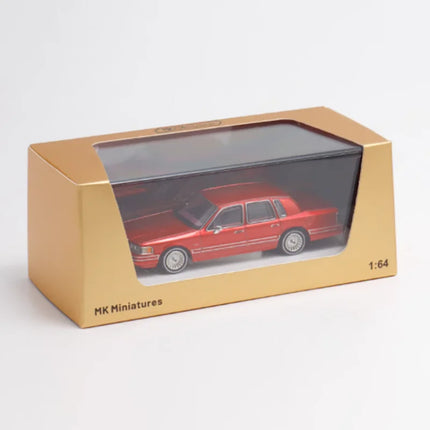 MK 1:64 Scale 1992 Town Car Alloy Car Model Adult Classic Collection Souvenir Display Gift