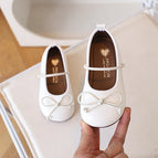 White / CN24