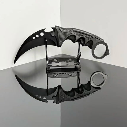 10styles Cs Karambit Metal Model with Plastic Sheath Game Peripheals Colorful Claw Knives Outdoor Training Props Safety Toys Boy